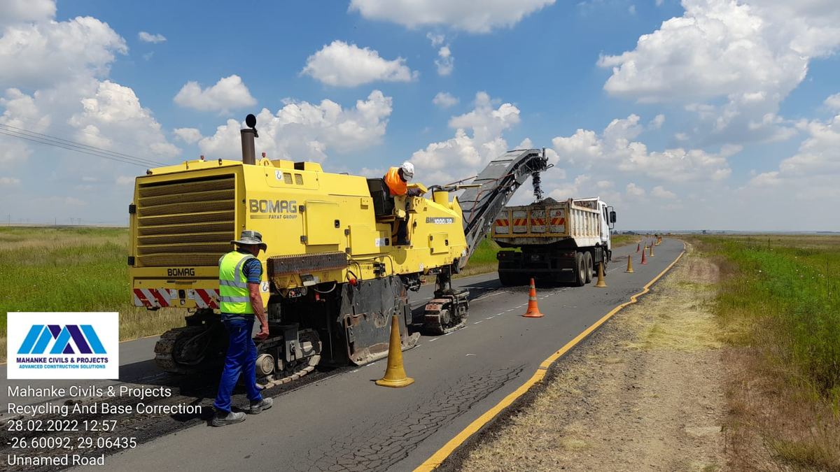 Tipper support on recycling works by Mahanke Civils & Projects, Feb 2022