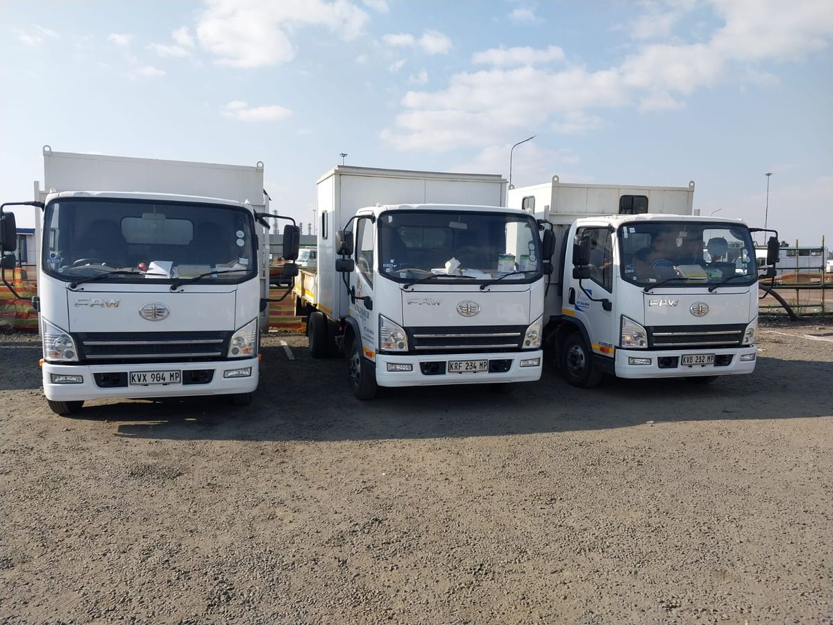 Mahanke Civils & Projects truck fleet for transport and haulage